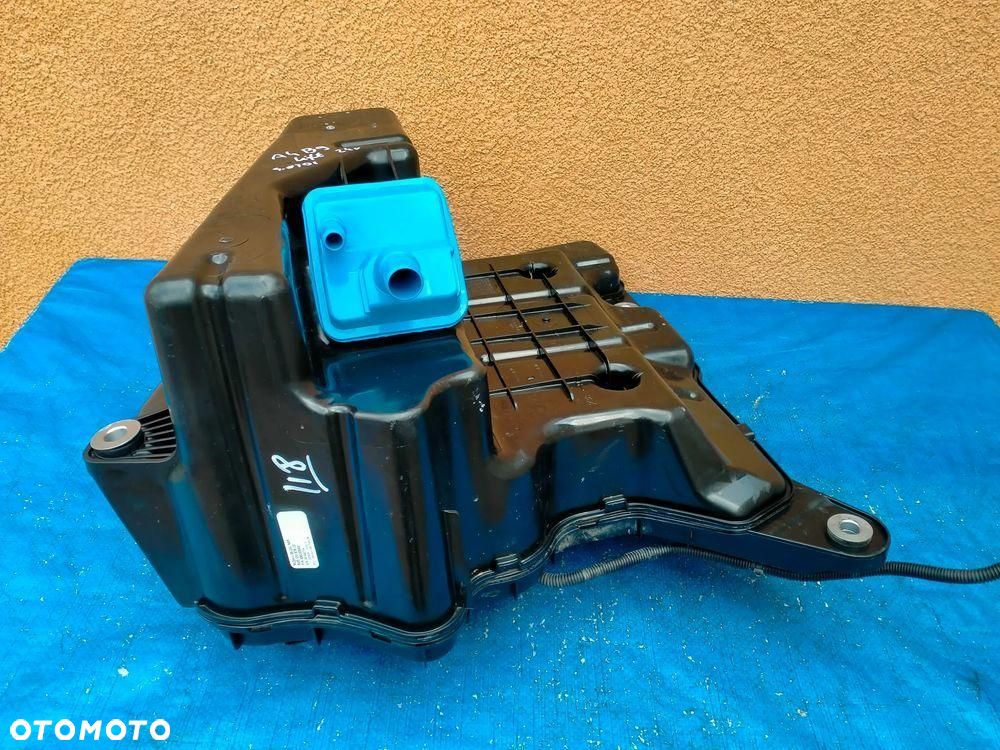 Audi A4 B9 Lift Zbiornik Pompa AdBlue 8W0131878CD - 1