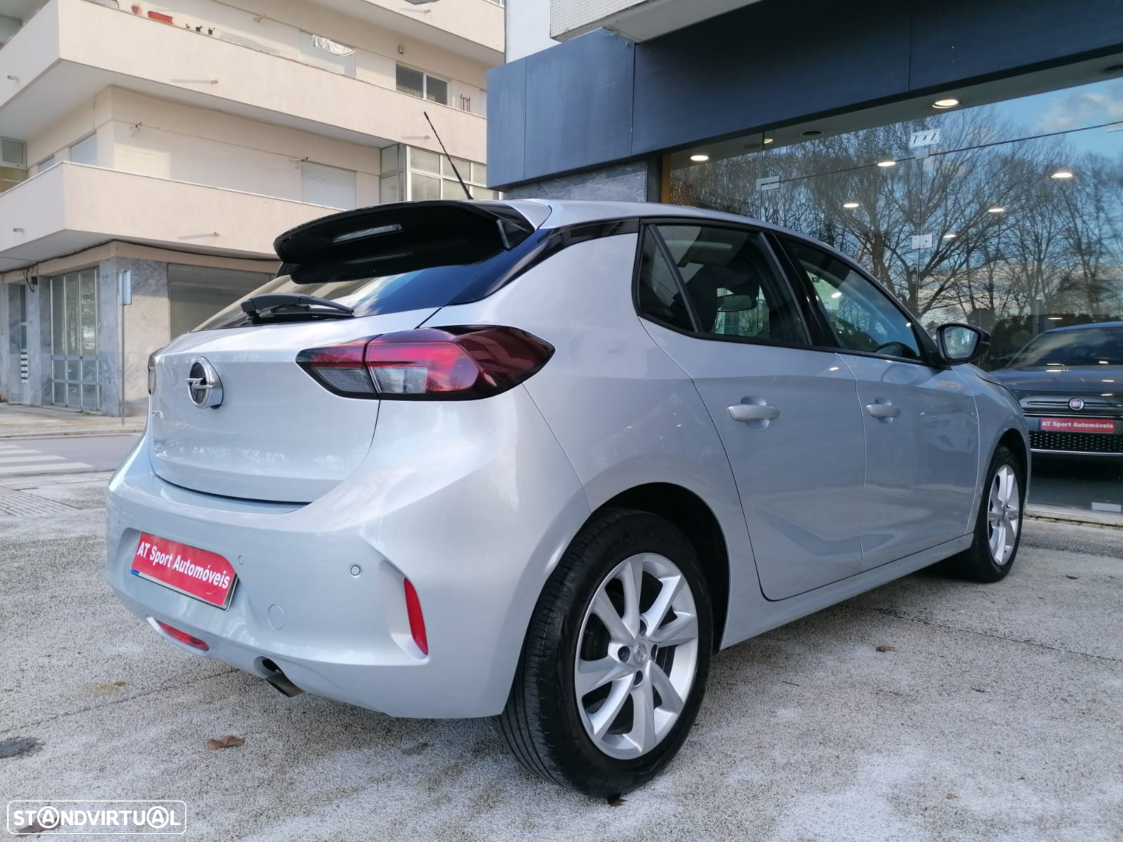 Opel Corsa 1.2 Edition - 4