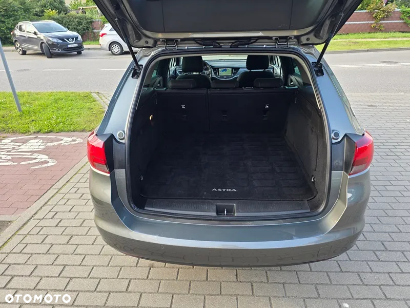 Opel Astra - 37