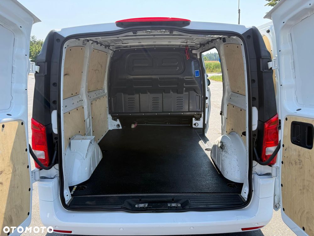Mercedes-Benz Vito - 13