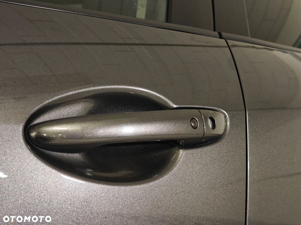 Mazda 3 2.0 MZR DISI Sports-Line - 15