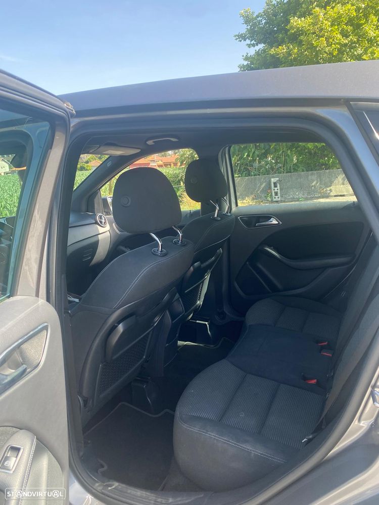 Mercedes-Benz B 180 d Style Aut. - 10