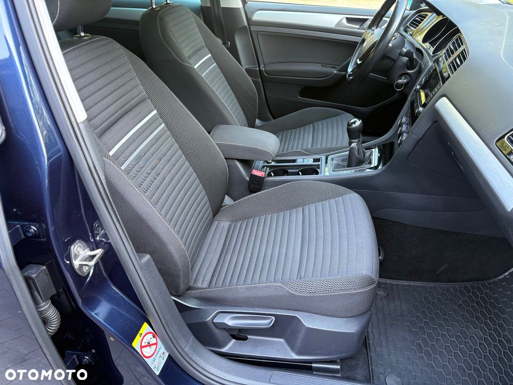 Volkswagen Golf 1.2 TSI BlueMotion Technology Cup - 12