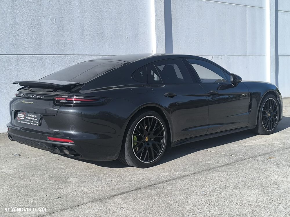 Porsche Panamera 4 E-Hybrid Executive - 5