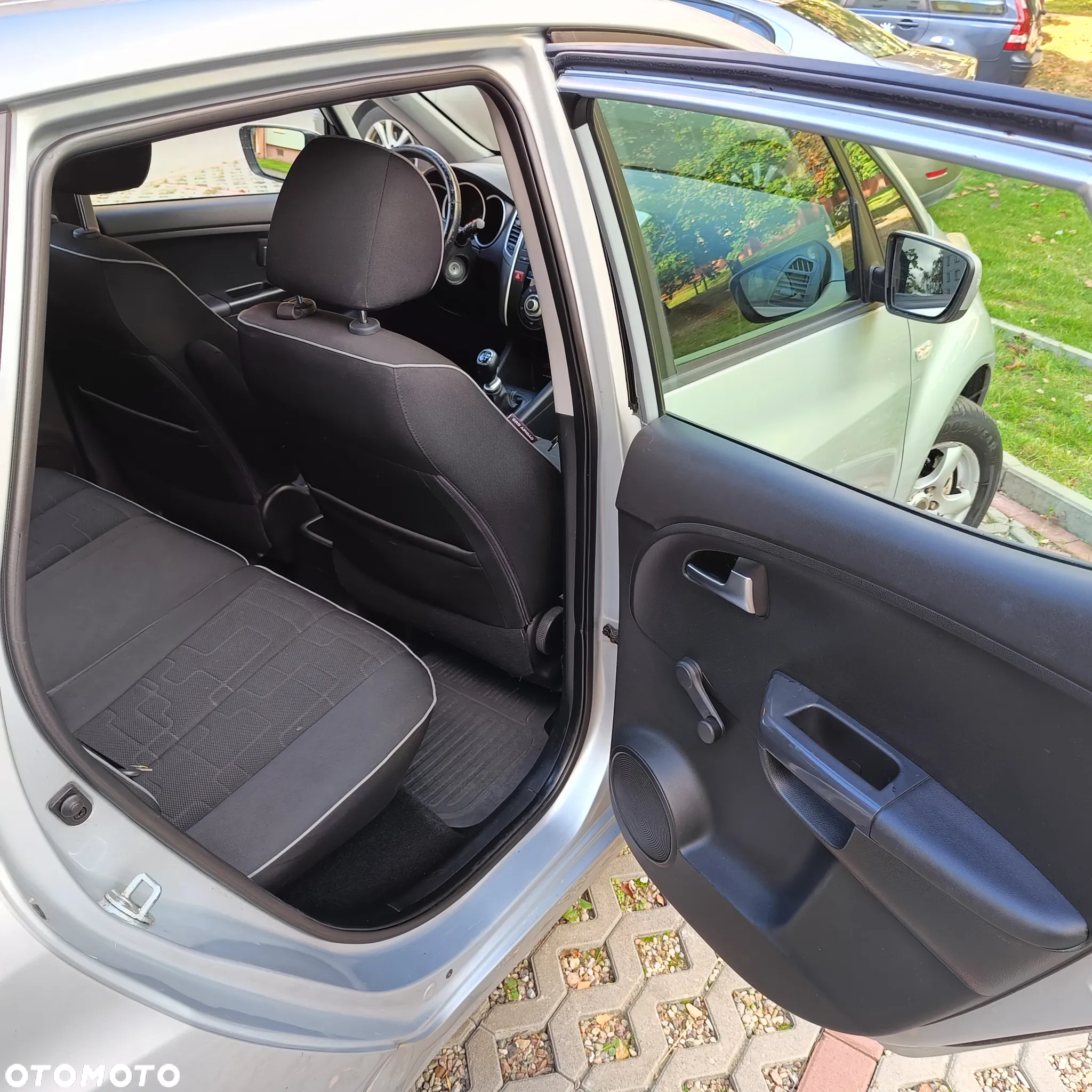 Kia Venga - 14
