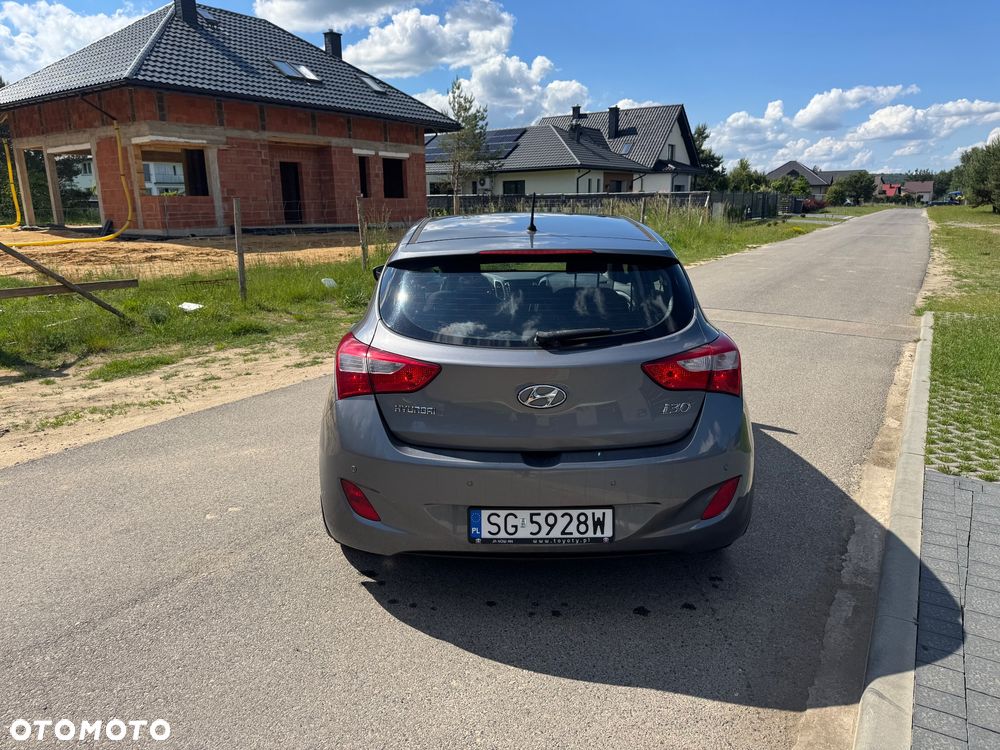 Hyundai i30 1.6 Premium - 9