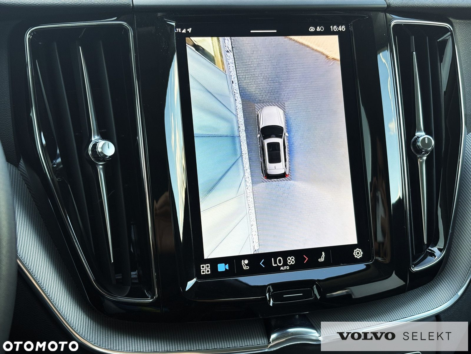 Volvo XC 60 - 15