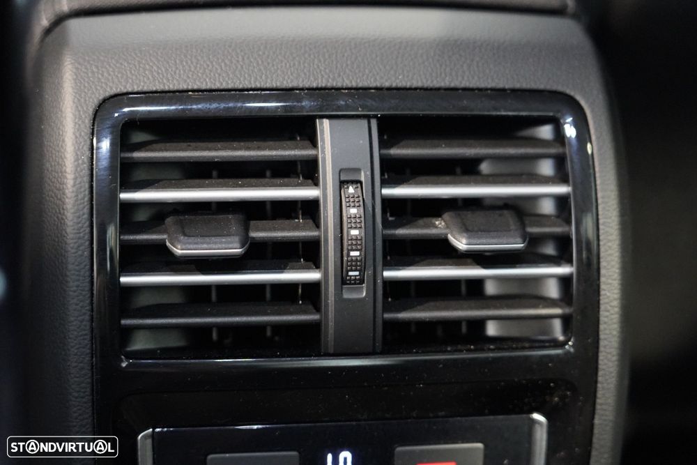 VW Passat 1.6 TDI Confortline - 28