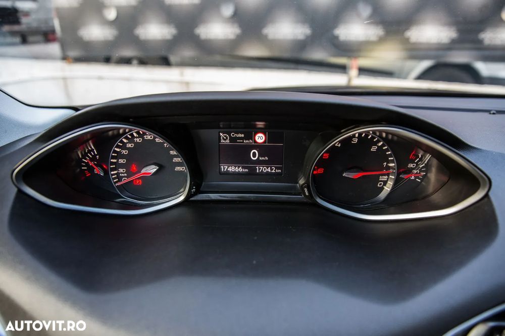 Peugeot 308 SW BlueHDi 100 Stop & Start Active - 25