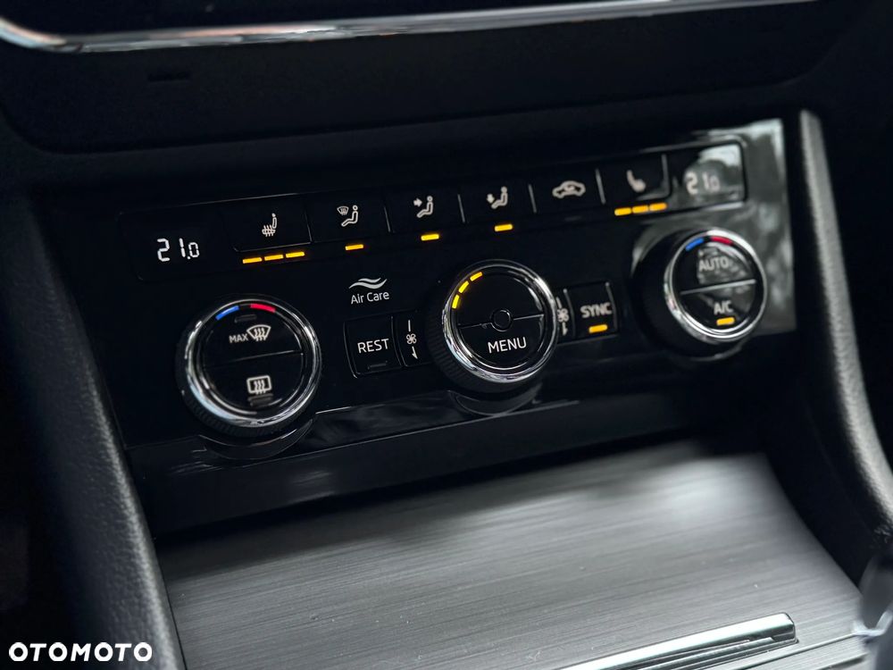 Skoda Superb 1.5 TSI Style DSG - 21