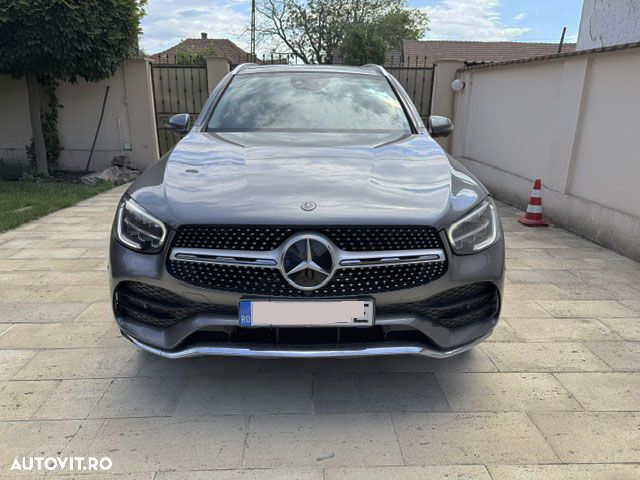 Mercedes-Benz GLC - 13
