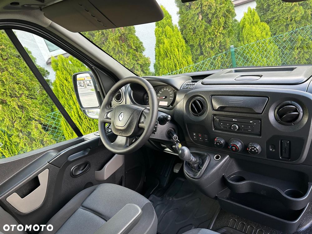 Renault Master - 17