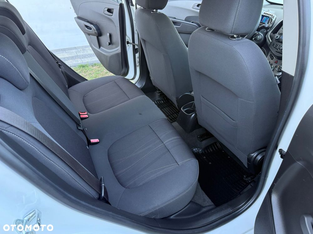 Chevrolet Aveo 1.2 - 27