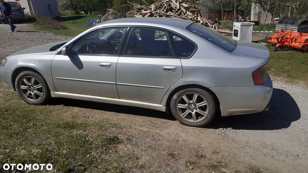 Subaru Legacy - 3