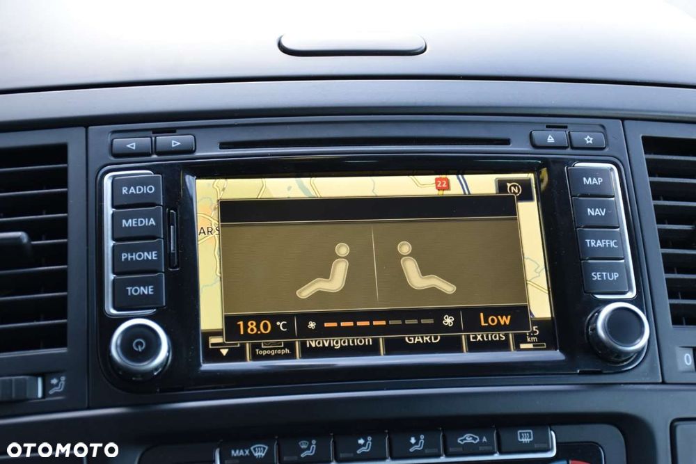 Volkswagen Multivan - 19