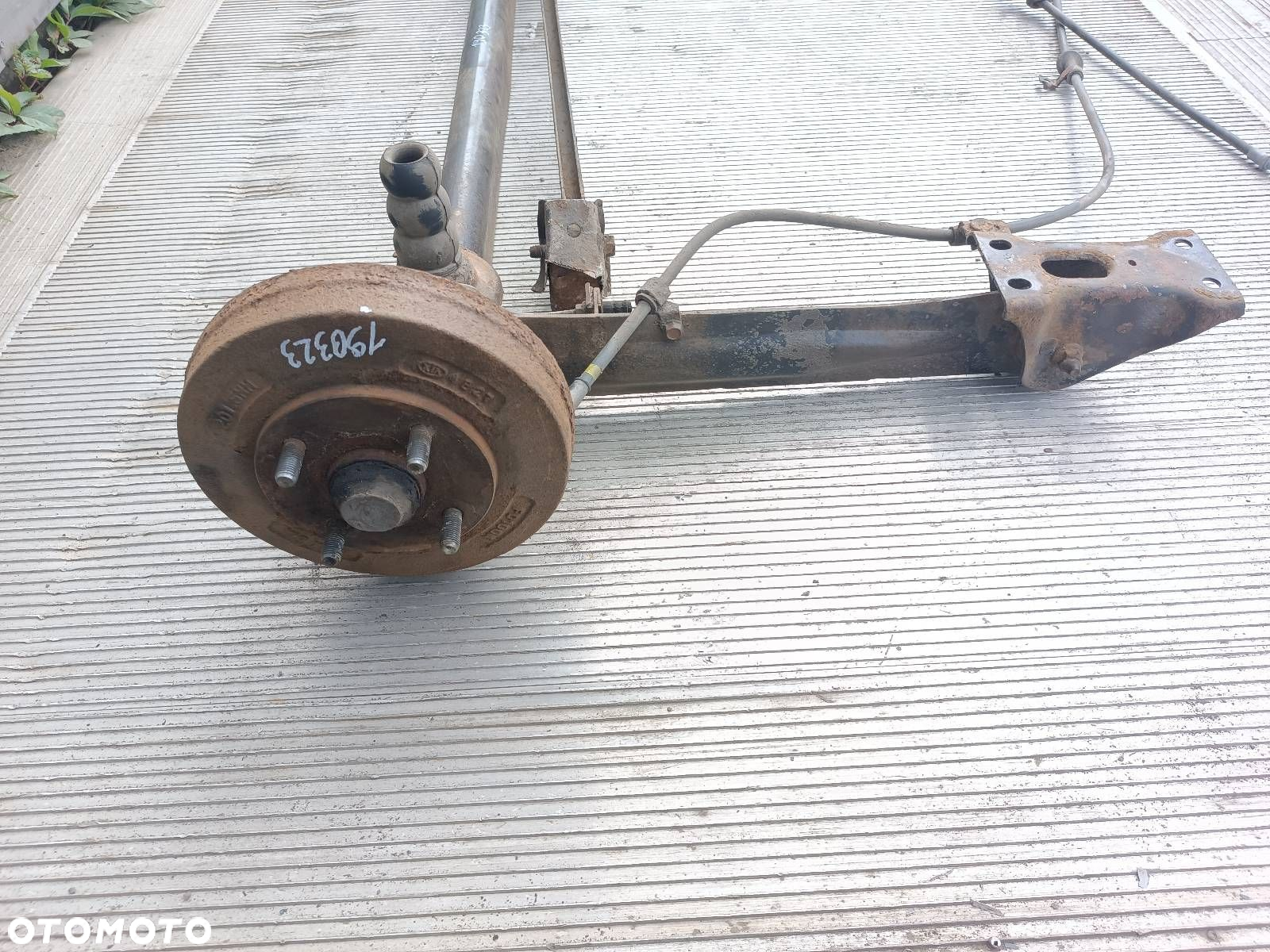 BELKA OŚ ZAWIESZENIA TYŁ KIA RIO I LIFT KOMBI - 4