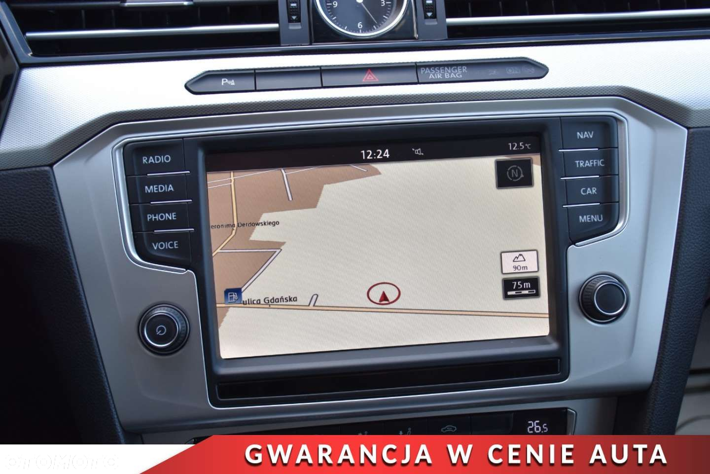 Volkswagen Passat 2.0 TDI SCR Comfortline - 13