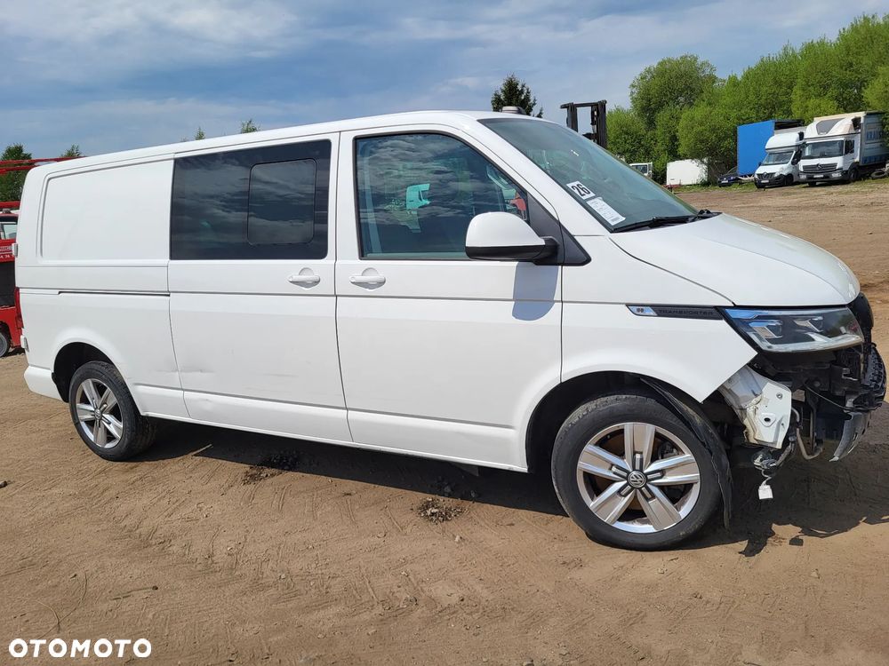 Volkswagen Transporter - 2