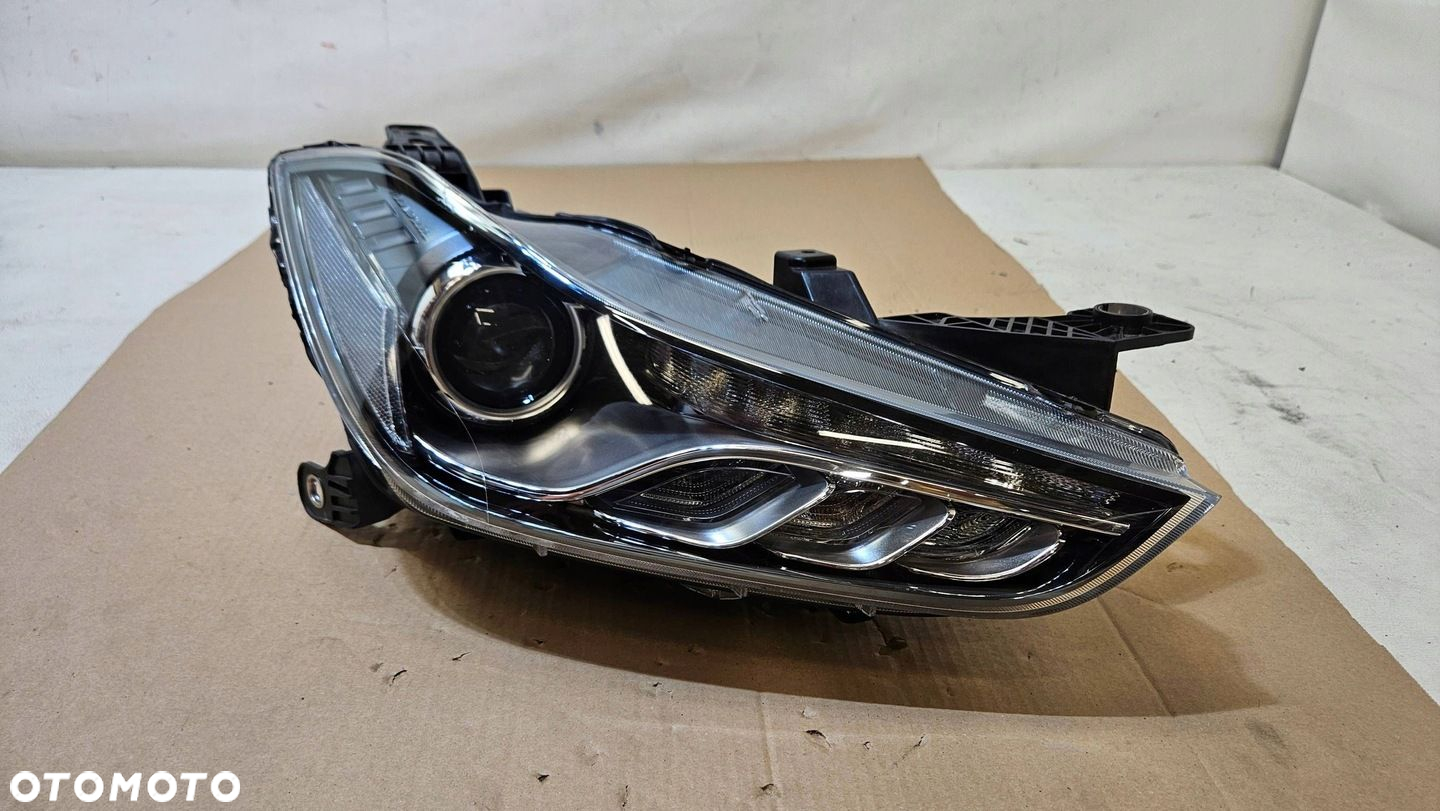 LAMPA PRAWA PRZÓD PRZEDNIA MASERATI GHIBLI 670004833 - 2