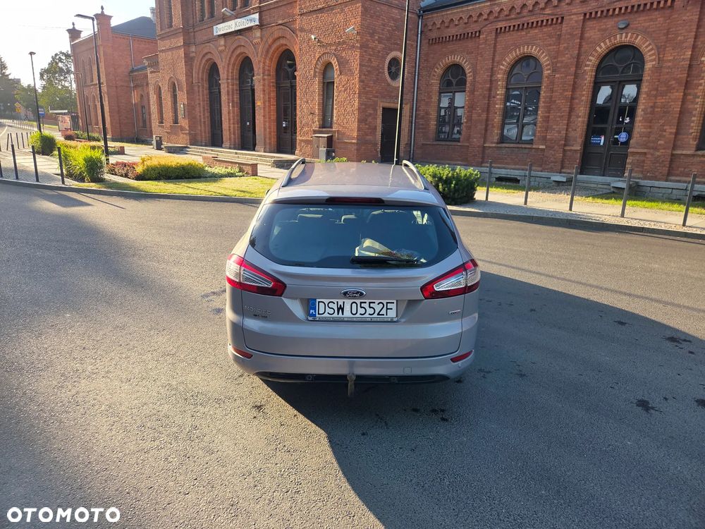 Ford Mondeo 2.0 TDCi Trend - 24