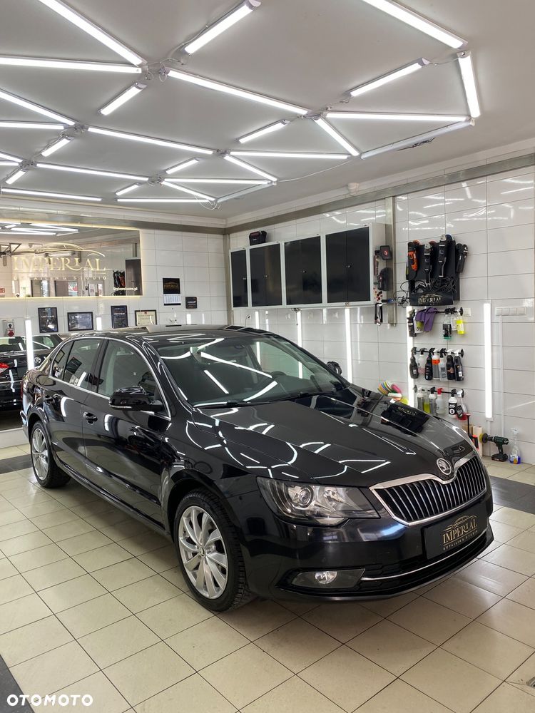 Skoda Superb 2.0 TDI Ambition - 9