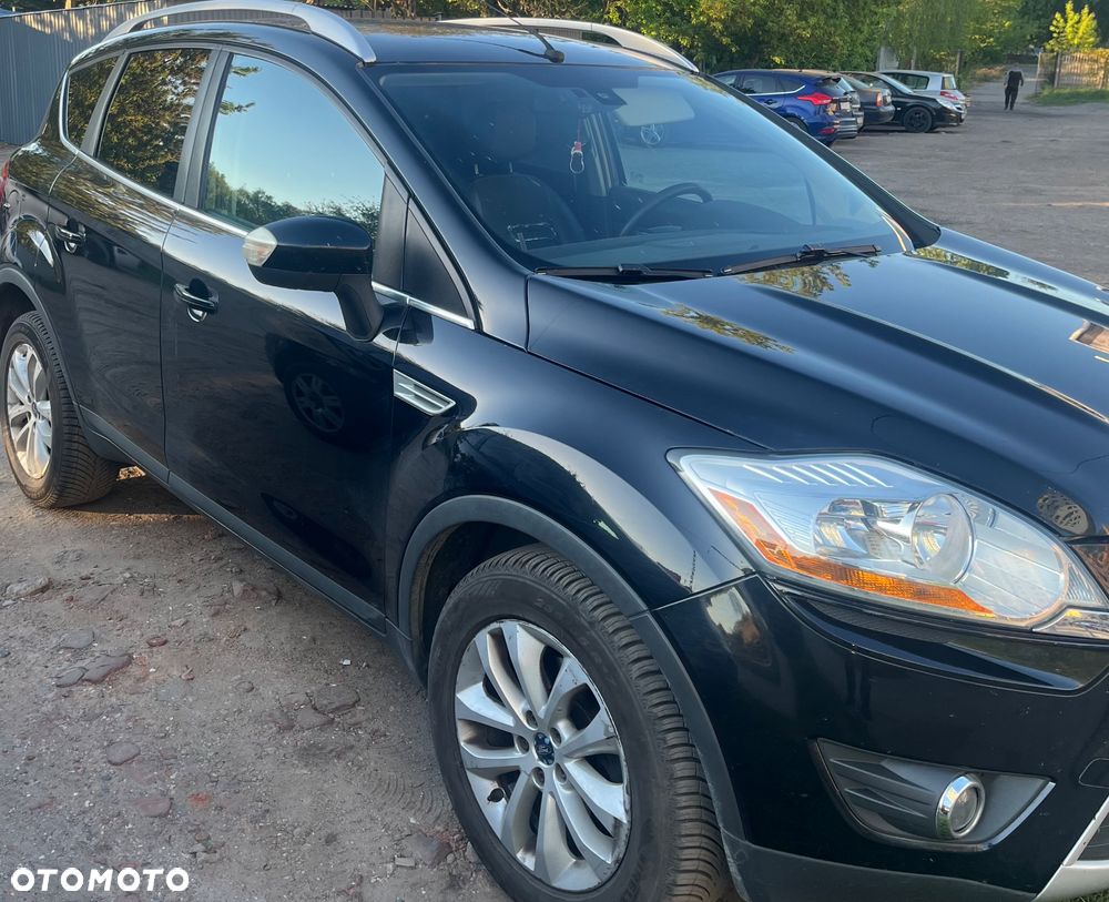 Ford Kuga 2.0 TDCi 2x4 Titanium - 2
