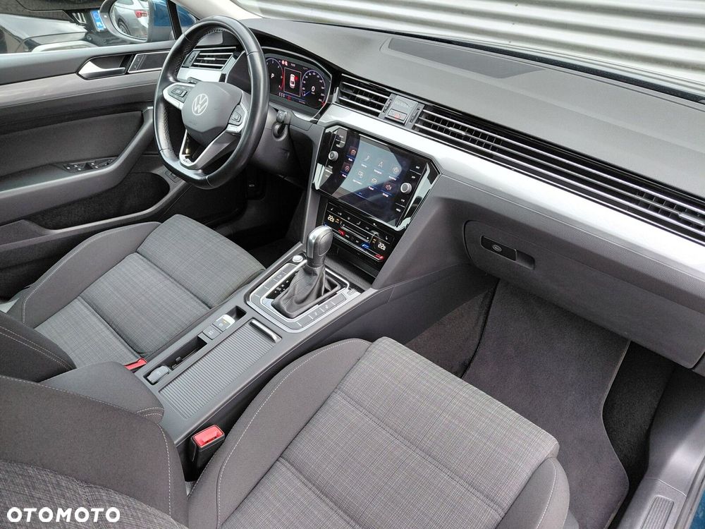Volkswagen Passat 2.0 TDI EVO Business DSG - 33