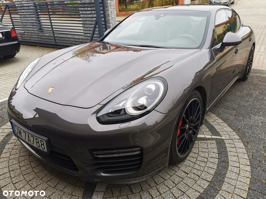 Porsche Panamera GTS - 7