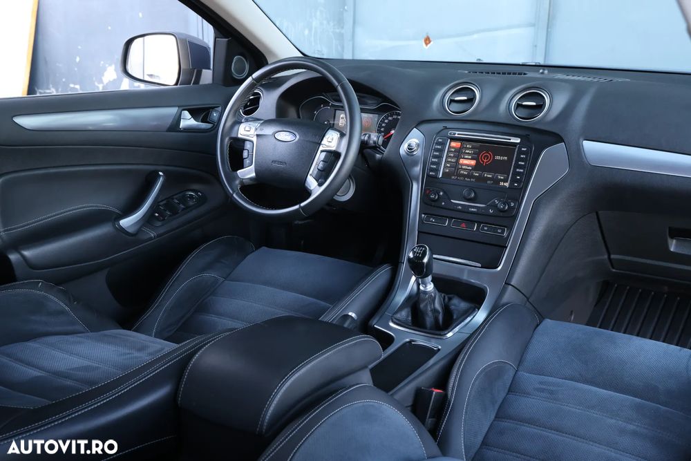 Ford Mondeo 2.0 TDCI Business Class - 18