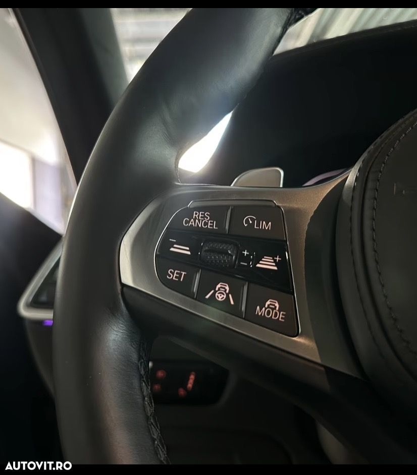 BMW Seria 3 320d Sport-Aut. Luxury Line - 40