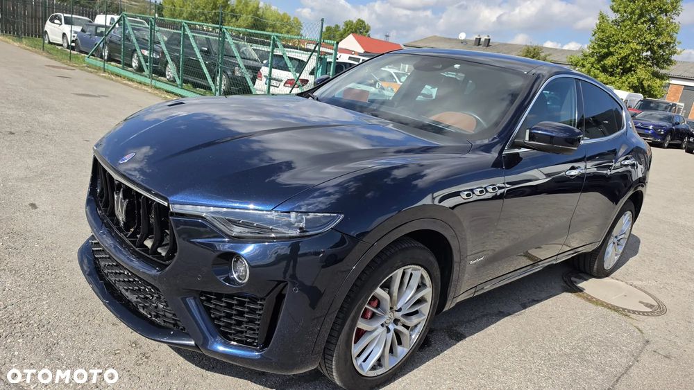 Maserati Levante S Q4 GranLusso - 8