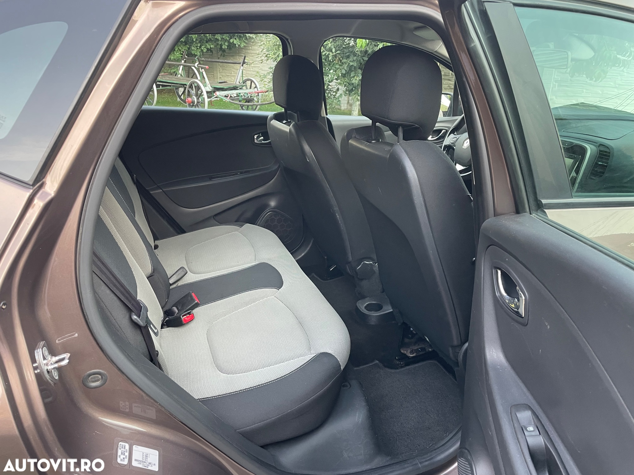 Renault Captur - 19