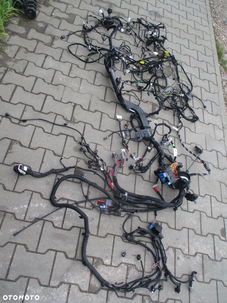 RENAULT CLIO 5 V INSTALACJA SILNIKA WNĘTRZA 240102660R - 1