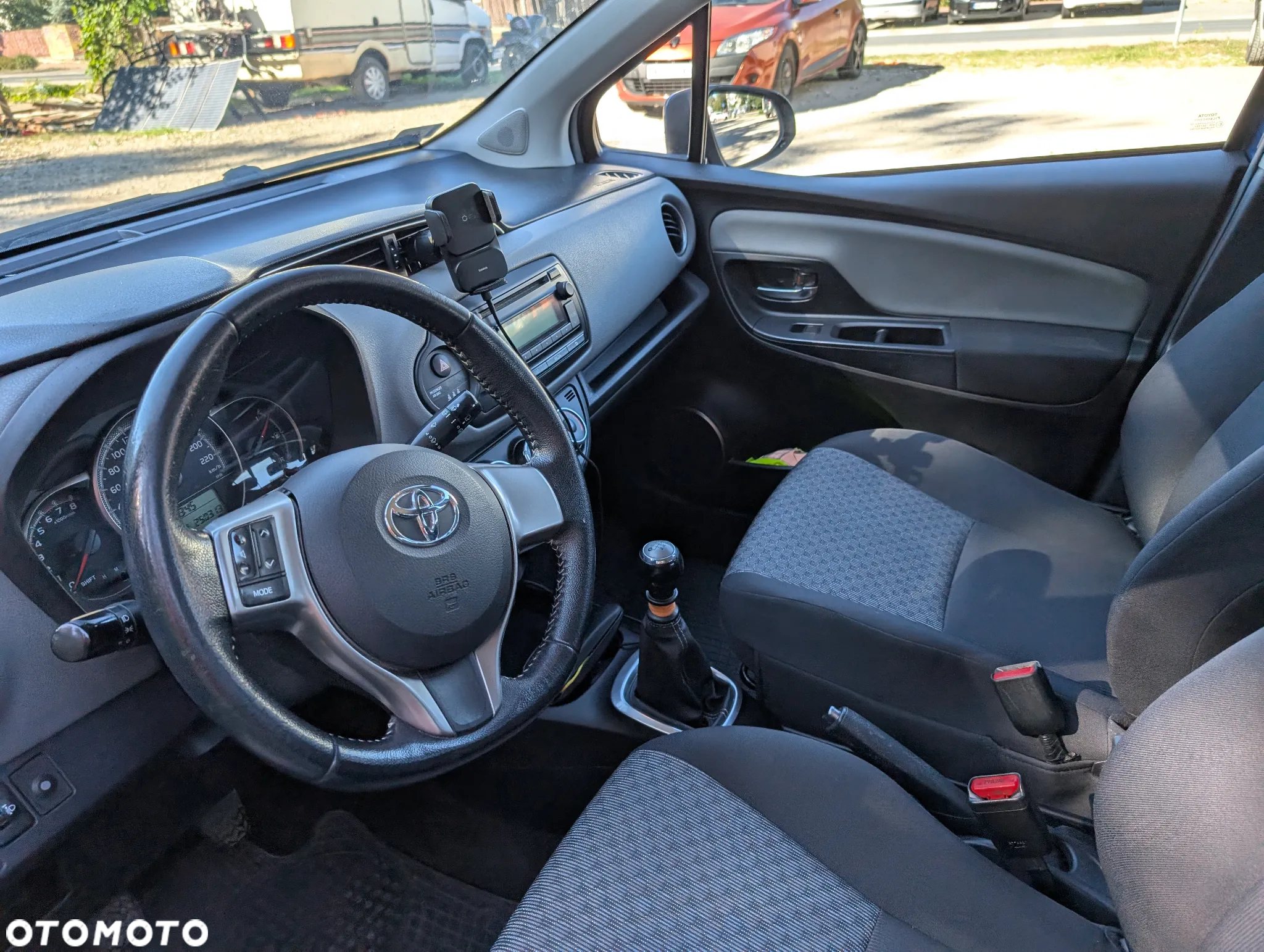 Toyota Yaris 1.33 Active - 25