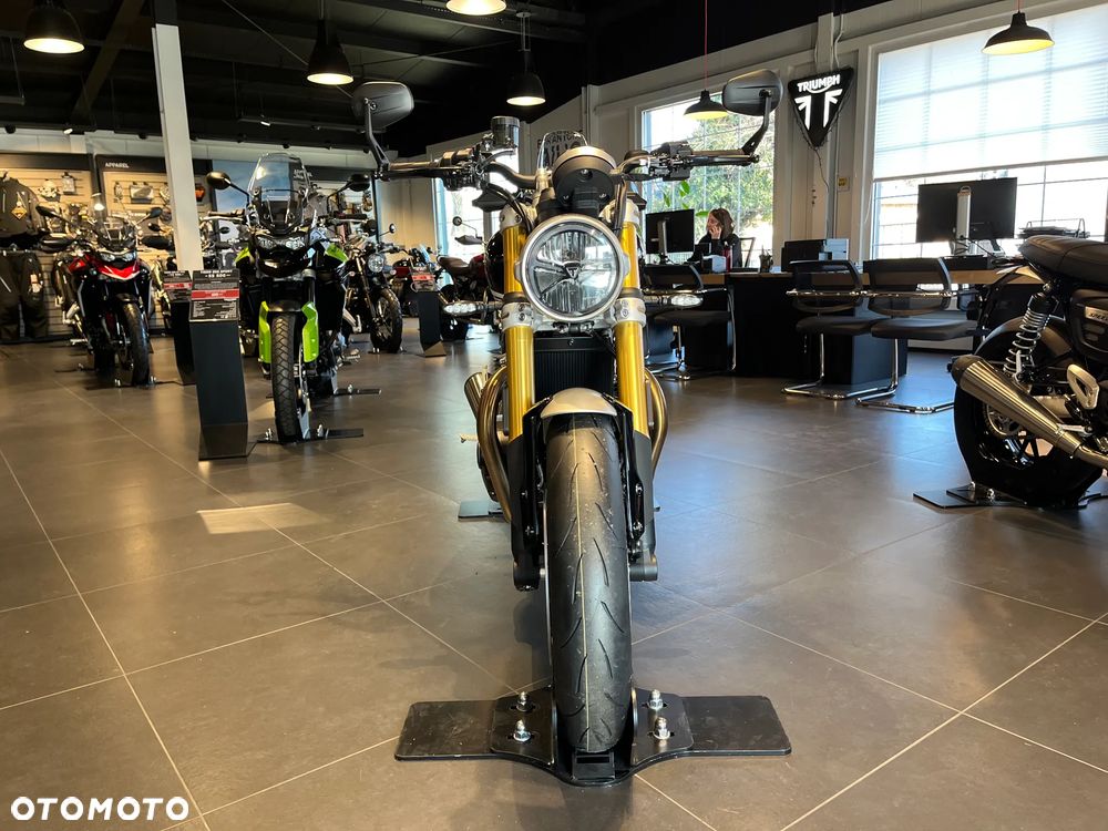 Triumph Speed Twin - 3