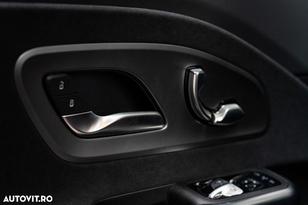 Mercedes-Benz CLA 220 4Matic - 25