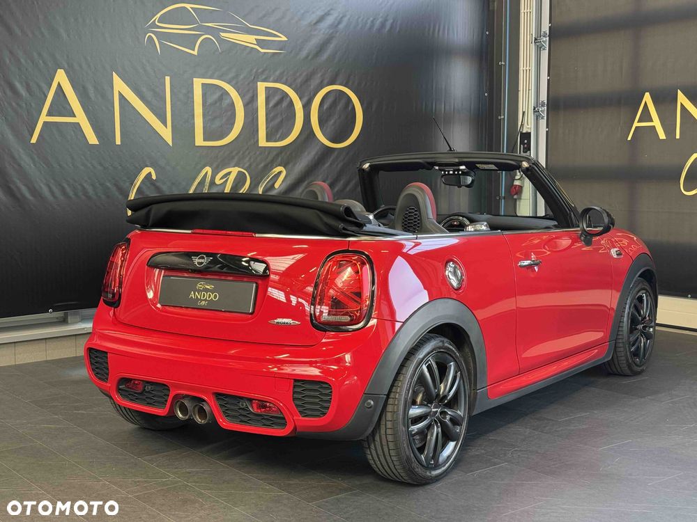 MINI John Cooper Works - 11