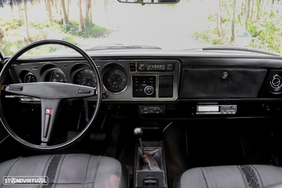 Toyota Crown - 27