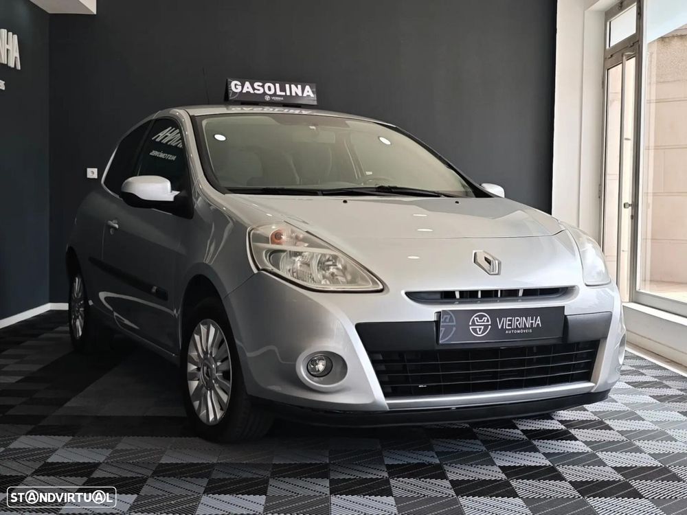Renault Clio - 14