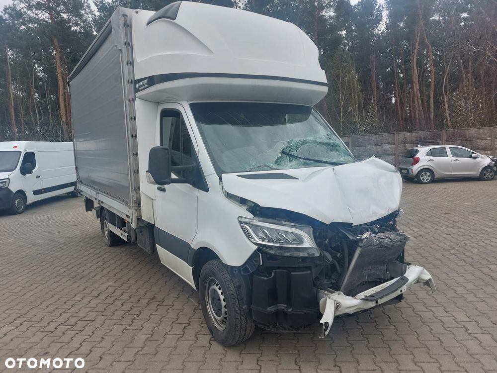 Mercedes-Benz Sprinter 317 - 19