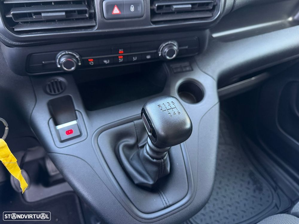 Peugeot Partner 1.5 BlueHDi Premium Standard - 35