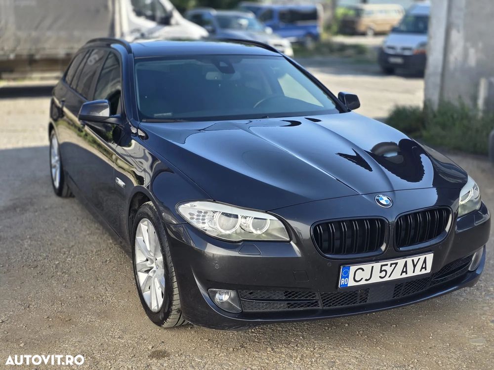 BMW Seria 5 525d xDrive - 1
