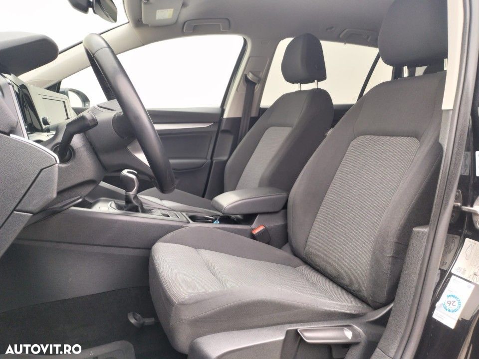 Volkswagen Golf - 16