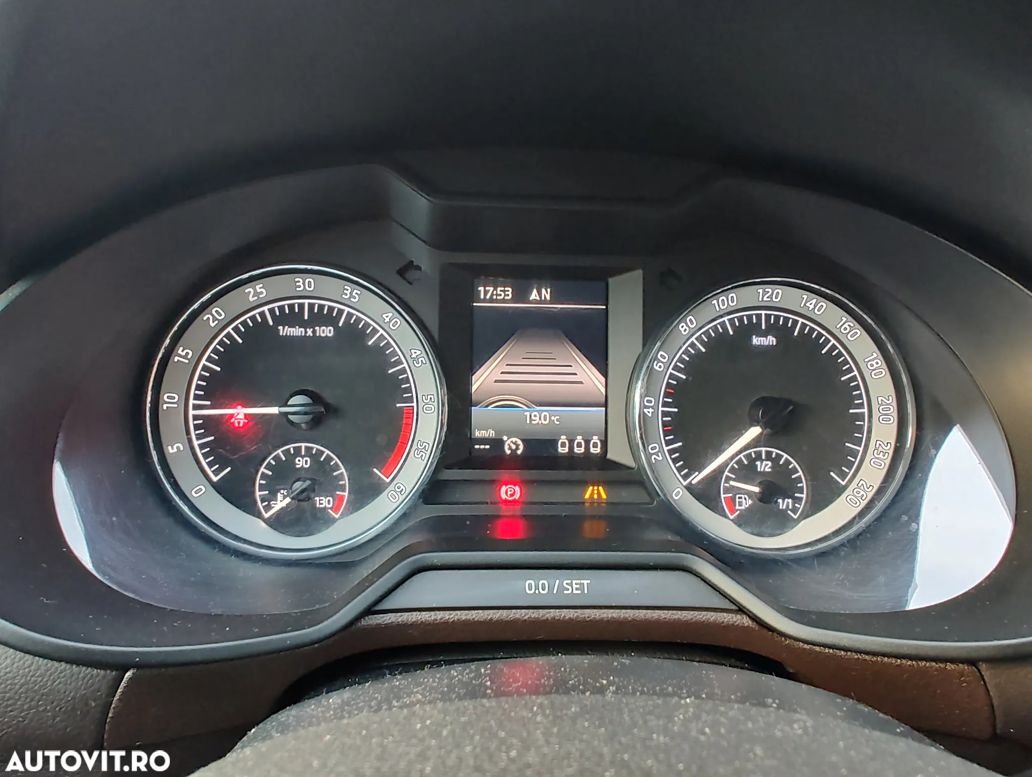 Skoda Octavia 2.0 TDI 4x4 Scout - 9