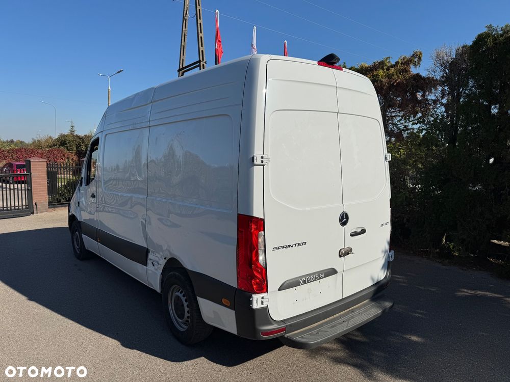 Mercedes-Benz SPRINTER - 3