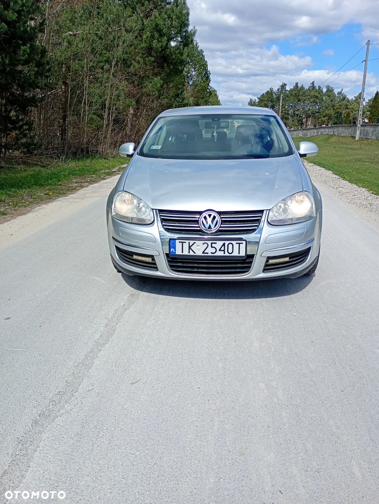 Volkswagen Jetta 1.9 TDI Comfortline - 11