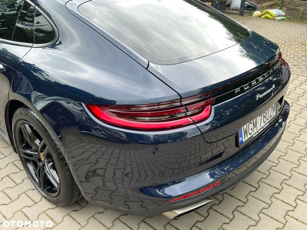 Porsche Panamera 4 - 20