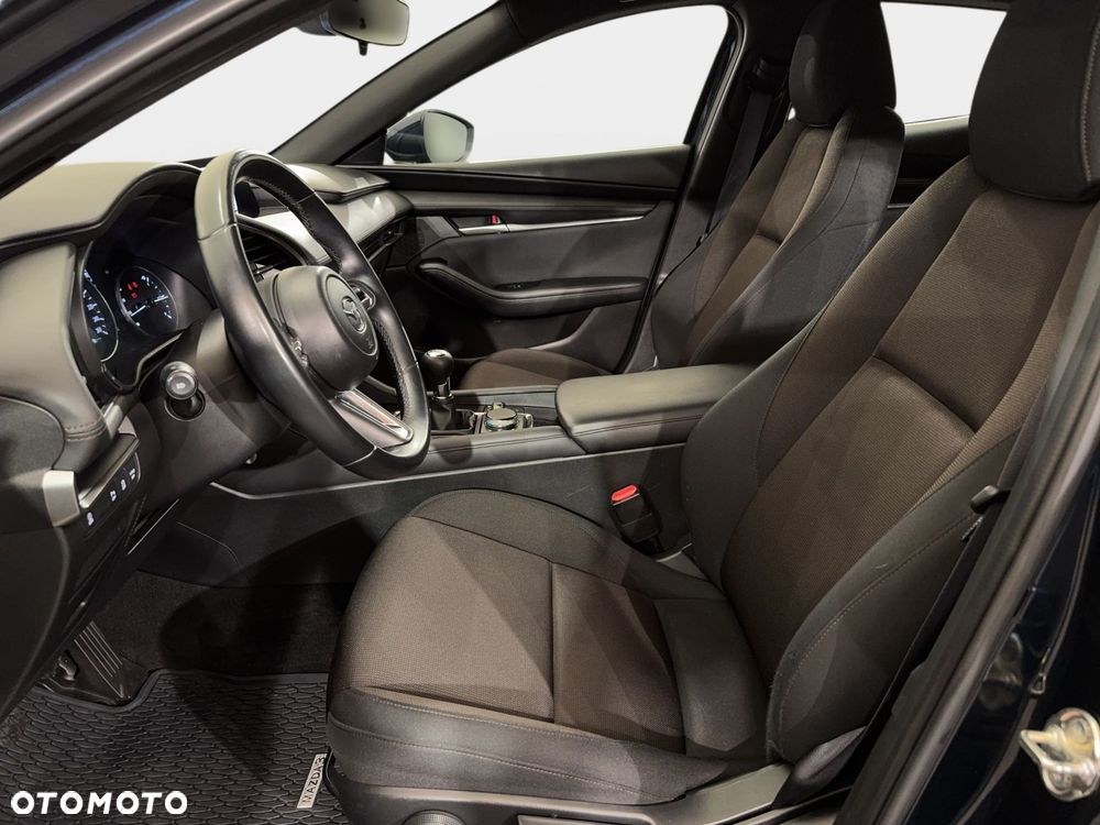 Mazda 3 - 13