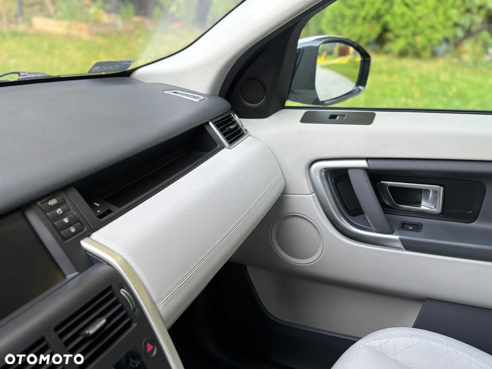 Land Rover Discovery Sport TD4 HSE Luxury - 10
