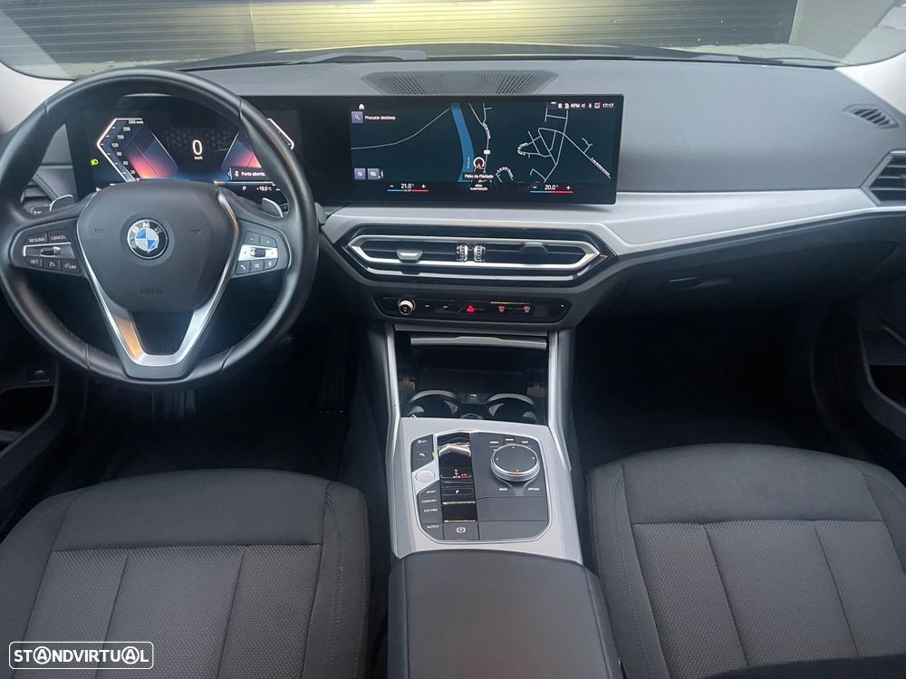 BMW 318 d Touring Auto - 12